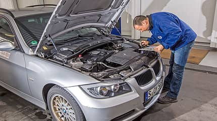 Den Frühlings-Check am Auto selbst durchführen Den Frühlings-Check am Auto selbst durchführen