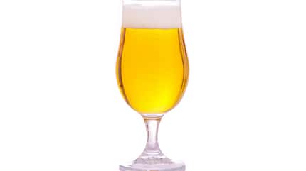 Das Pils Leichtbier hat 26 Kalorien pro 100 ml Das Pils Leichtbier hat 26 Kalorien pro 100 ml