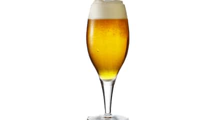 Das Pils alkoholfrei hat 25 Kalorien pro 100 ml Das Pils alkoholfrei hat 25 Kalorien pro 100 ml