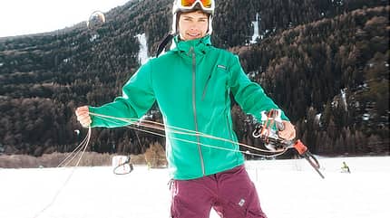 So funktioniert Snowkiten So funktioniert Snowkiten