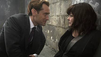 In „Spy: Susan Cooper Undercover” macht sich Melissa McCarthy als übergewichtige CIA-Analystin über eitle Topspione und vorlaute Haudrauf-Agenten lustig In „Spy: Susan Cooper Undercover” macht sich Melissa McCarthy als übergewichtige CIA-Analystin über eitle Topspione und vorlaute Haudrauf-Agenten lustig