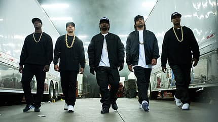 Straight Outta Compton ist ein eindringlicher und packender Film über die Rap-Szene der US-Westküste Straight Outta Compton ist ein eindringlicher und packender Film über die Rap-Szene der US-Westküste