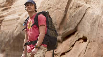 In Danny Boyles herausragendem Film „127 Hours“ steckt ein Kletterer in einer Felsspalte fest In Danny Boyles herausragendem Film „127 Hours“ steckt ein Kletterer in einer Felsspalte fest