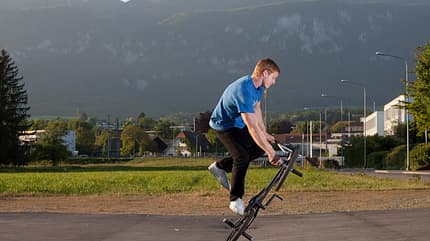 BMX Flatland: Die besten Tipps & Tricks von Profifahrer Rayk Hahne BMX Flatland: Die besten Tipps & Tricks von Profifahrer Rayk Hahne