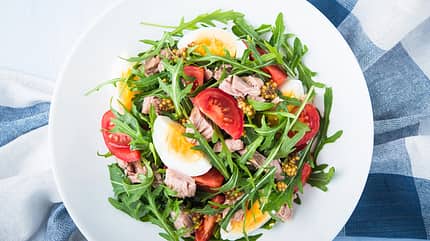 Unsere eiweißreichen Salate pushen den Muskelaufbau Unsere eiweißreichen Salate pushen den Muskelaufbau