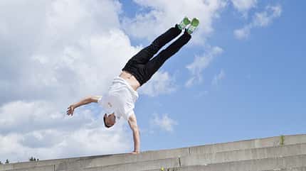 Freerunning verbindet Akrobatik mit Krafttraining Freerunning verbindet Akrobatik mit Krafttraining