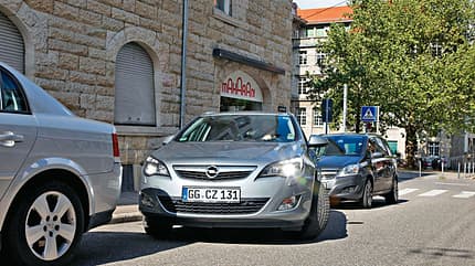 Die untere Mittelklasse wird auch Kompaktklasse genannt Die untere Mittelklasse wird auch Kompaktklasse genannt