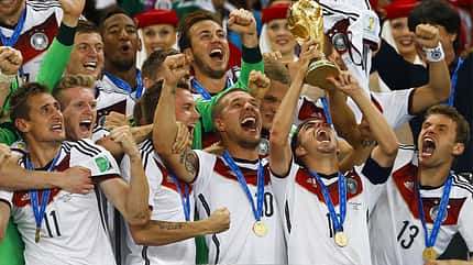 Holen wir uns auch dieses Jahr wieder den Pokal? Holen wir uns auch dieses Jahr wieder den Pokal?
