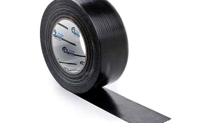 Rolle mit Panzertape Rolle mit Panzertape