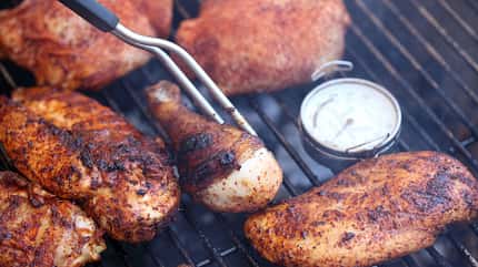 Perfekt gegrillte Hähnchenbrust
