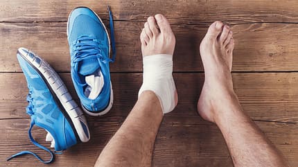 Bandagen helfen, schmerzende Gelenke zu stabilisieren Bandagen helfen, schmerzende Gelenke zu stabilisieren
