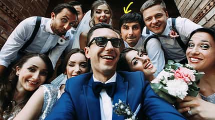 NoGo: Gruppenbilder im Dating-Profil NoGo: Gruppenbilder im Dating-Profil