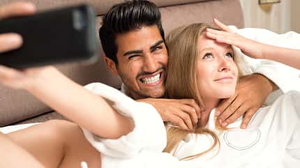Posten Sie nicht ungefragt Bilder von ihrer Partnerin Posten Sie nicht ungefragt Bilder von ihrer Partnerin