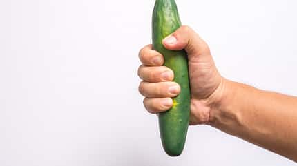 So hart war Ihr Penis noch nie So hart war Ihr Penis noch nie