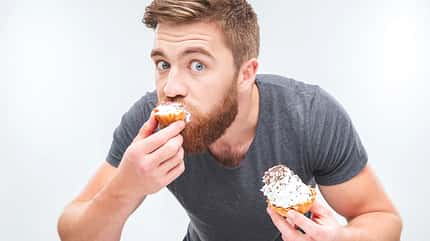 Bin ich zuckersüchtig? Die besten Tipps, um weniger Zucker zu essen Bin ich zuckersüchtig? Die besten Tipps, um weniger Zucker zu essen