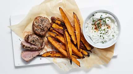 Schweinefilet mit Sweet Potato Fries Schweinefilet mit Sweet Potato Fries