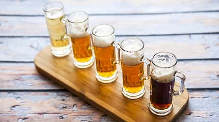 Verkosten Sie maximal 6 Biere Verkosten Sie maximal 6 Biere