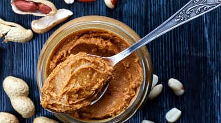 Erdnussbutter liefert schnelle Energie