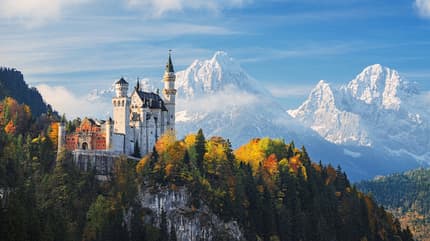 Einer der Besuchermagneten schlechthin nahe Füssen: Schloss Neuschwanstein Einer der Besuchermagneten schlechthin nahe Füssen: Schloss Neuschwanstein