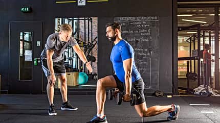 Gemeinsam mit Coach Nico stellte Paul das Training und seine Ernährung komplett um Gemeinsam mit Coach Nico stellte Paul das Training und seine Ernährung komplett um