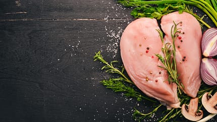 Geflügel enthält viel Eiweiß Geflügel enthält viel Eiweiß