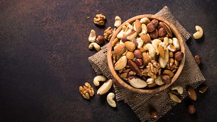 Nüsse enthalten besonders viel Omega-3-Fettsäuren Nüsse enthalten besonders viel Omega-3-Fettsäuren