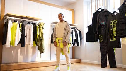 TommyxLewisxHER TommyxLewisxHER