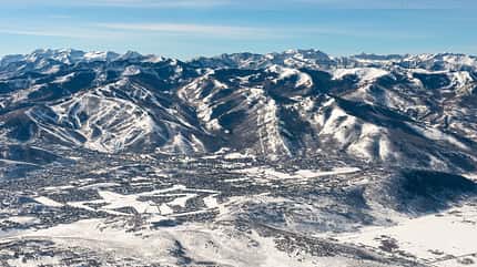 Park City liegt im US-Bundesstaat Utah, nur eine gute halbe Autostunde von Salt Lake City entfernt – am Rande der westlichen Bergkette der Rocky Mountains Park City liegt im US-Bundesstaat Utah, nur eine gute halbe Autostunde von Salt Lake City entfernt – am Rande der westlichen Bergkette der Rocky Mountains
