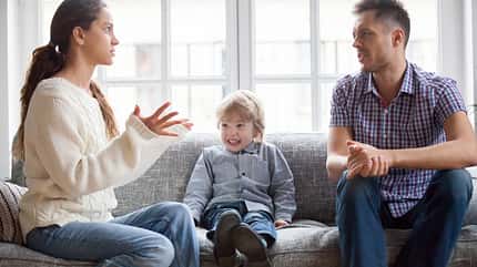 Die Partnerschaft ist zerschlissen vom Alltag mit den Kindern: Auch hier eine Beratung helfen Die Partnerschaft ist zerschlissen vom Alltag mit den Kindern: Auch hier eine Beratung helfen