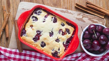 Der Quarkauflauf mit Früchten ist besonders cremig Der Quarkauflauf mit Früchten ist besonders cremig