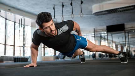 5 Übungen, die du nach einer Trainingsauszeit machen solltest