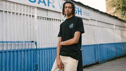 Schwarzes T-Shirt Sommer 2022 / Santa Cruz