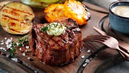 So gelingt dir das  perfekte Rinderfilet auf dem Grill