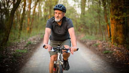 Das Radfahren wirkt sich positiv auf deine Ausdauer, Koordination und Durchblutung aus 
