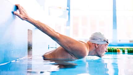 Mit den richtigen Sportarten kannst du auch im Alter noch richtig durchstarten