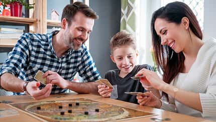 Das sind die besten Gesellschaftsspiele  (von Vätern getestet)