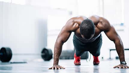 So führst du Burpees richtig aus