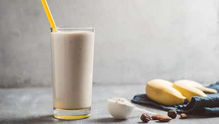 Banana,Smoothie,With,Protein,Powder,In,A,Glass,,Healthy,Eating