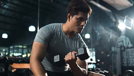 Mit 3 Trainingstagen Muskeln aufbauen Mit 3 Trainingstagen Muskeln aufbauen