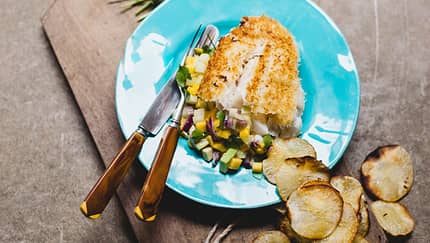 Kokos-Kabeljau mit Mango-Avocado-Salat