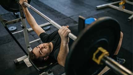 Wiederholungen für den Muskelaufbau beim Krafttraining Wiederholungen für den Muskelaufbau beim Krafttraining