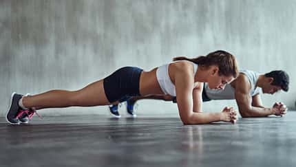 Natürlich* wirksam, spürbar kühlend: Regeneration, wie sie sein sollte