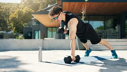 Bei heißen Tagen im Gym oder Outdoor trainieren?