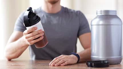 Schoko-Proteinshakes im Test
