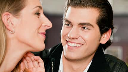 Feuchte Aussprache beim ersten Date? Besser nicht!