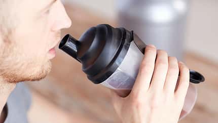 Whey nach dem Workout besser als Whey und Carbs