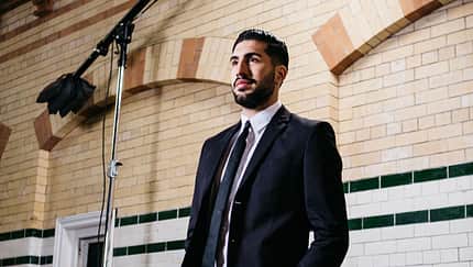 Emre Can hat eine Anzug-Kollektion für H&M zusammengestellt