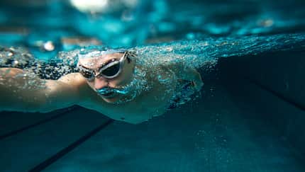 Richtig schwimmen für Anfänger und Fortgeschrittene