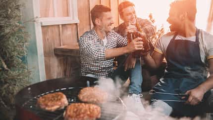 Diese Fehler begehst du beim Grillen nicht (mehr)