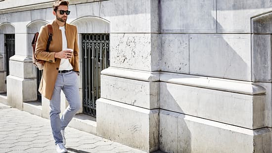 Tägliches Spazieren gehen für die Gesundheit und Fitness 